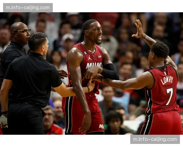 热火进攻效率119.9排名第二 阿德巴约希罗内外结合火力强劲 热火进攻效率119.9排名第二 阿德巴约希罗内外结合火力强劲