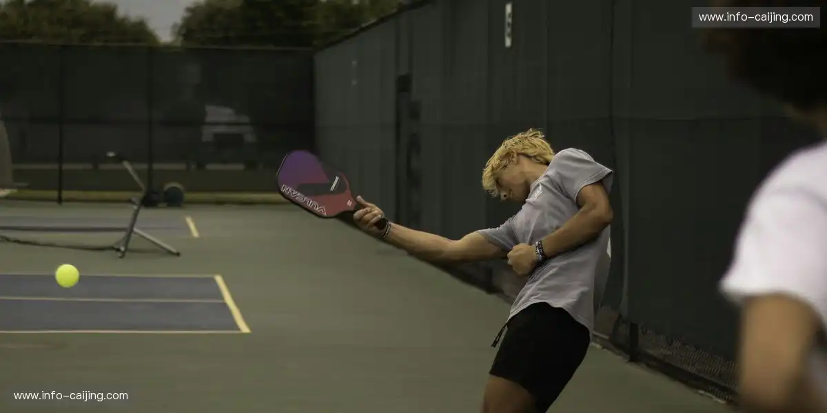 赛事画面构图自然明晰